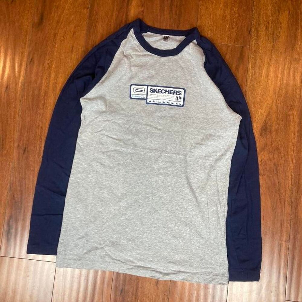 Vintage 2002 American Apparel Grey & Navy Raglan Long-Sleeve Shirt Size XL